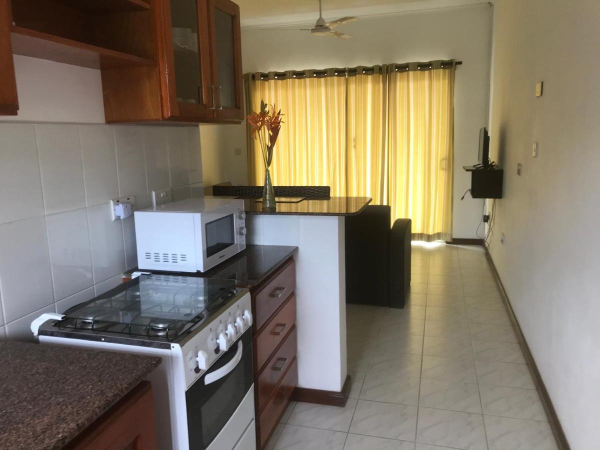 Royale Self Catering Apartments アンス・ロワイヤル エクステリア 写真